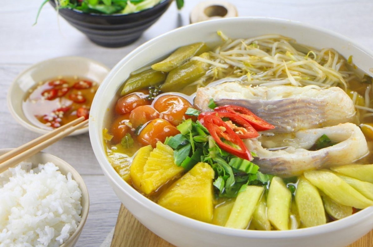 Sour fish soup (Canh chua cá)